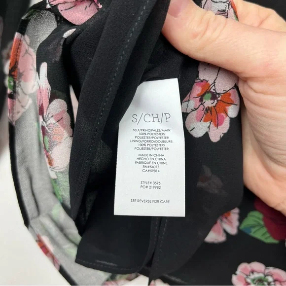 cabi Floral Blouse - Picture 7 of 9